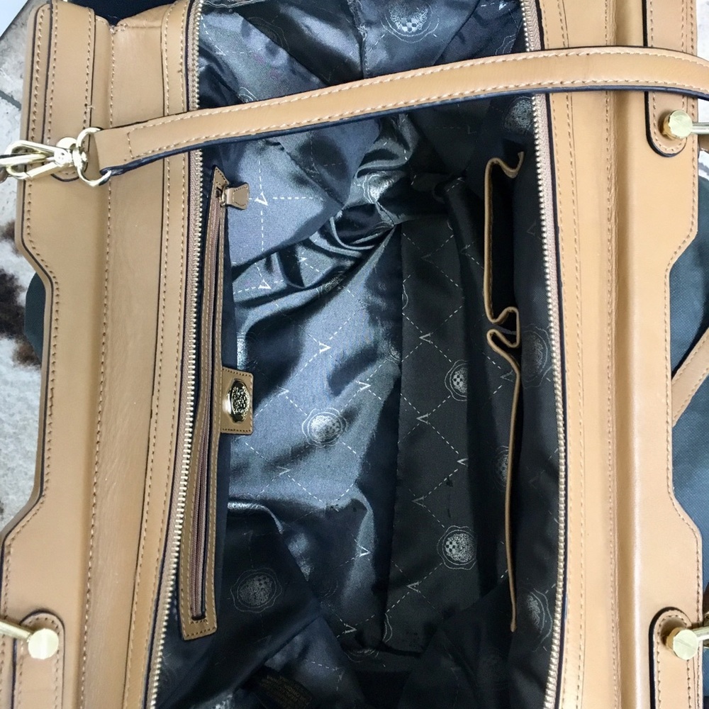 Vince Camuto Satchel - Real Leather Calf-Hide - Picture 7 of 8